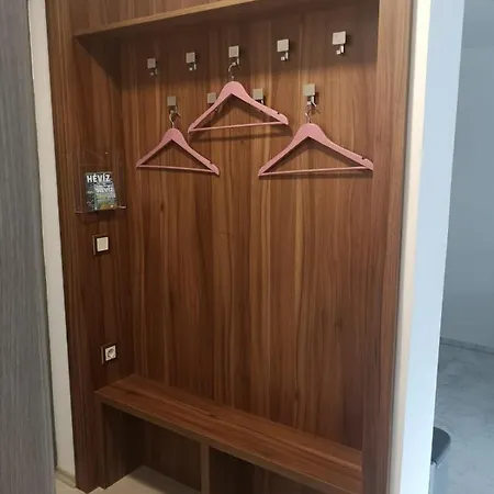 Lilie In Mit Tiefgarage, New And Modern *