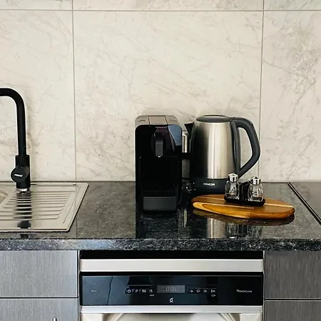 アパート Lilie In Mit Tiefgarage, New And Modern *